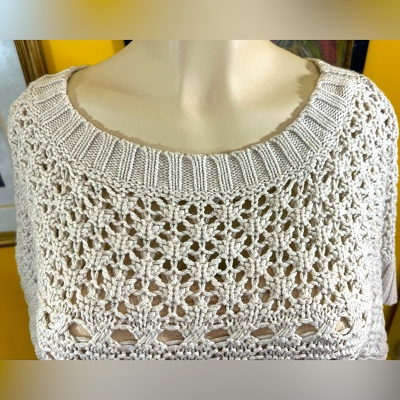 Allen B. By Allen Schwartz Women’s Tan Crochet Lace Pattern Short Sleeve Top - Picture 3 of 11